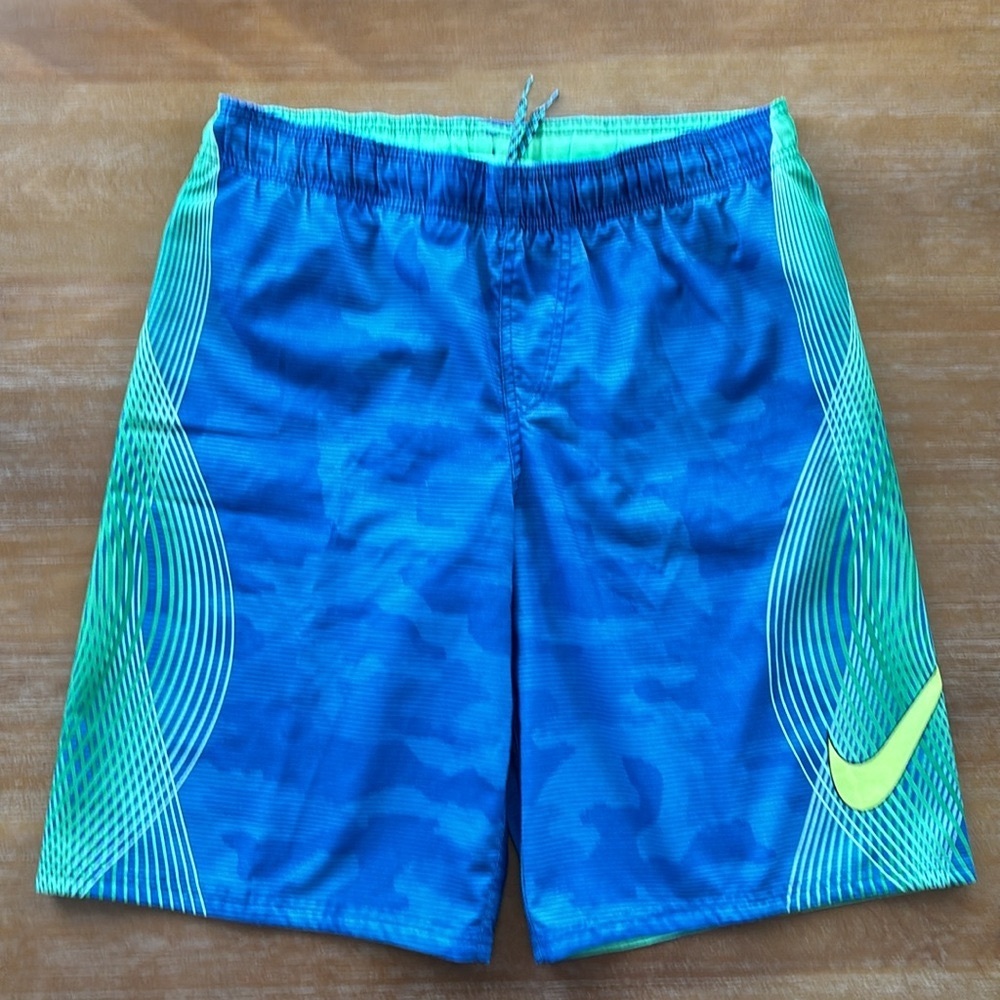 NIKE BOARD SHORTS